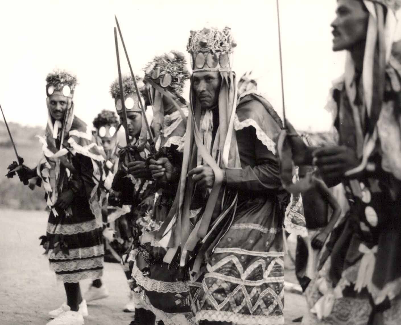 Os olhares curiosos de Gabi Coêlho e Celso Brandão
